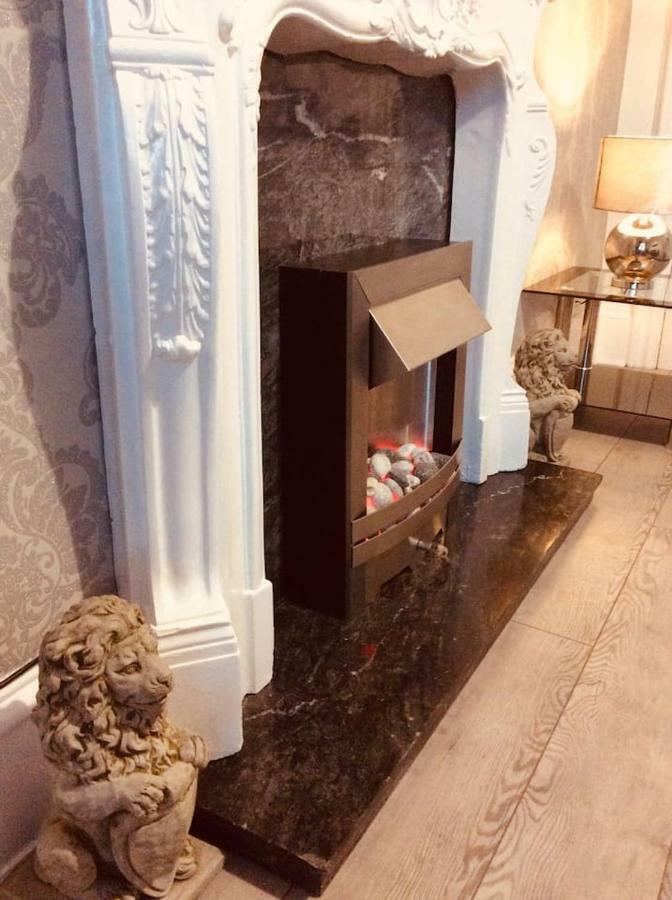 The Lion'S Den On Royal Street Apartment Gourock Bagian luar foto