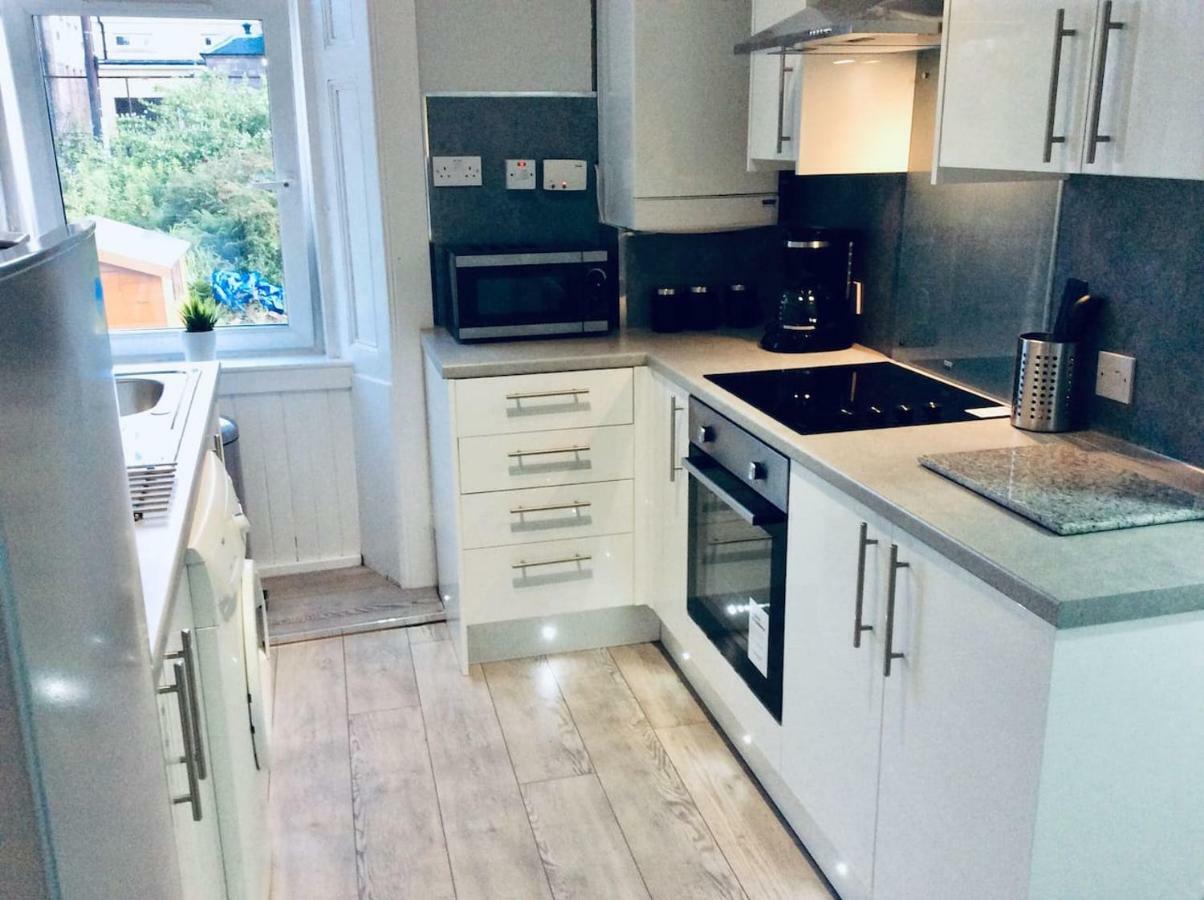 The Lion'S Den On Royal Street Apartment Gourock Bagian luar foto